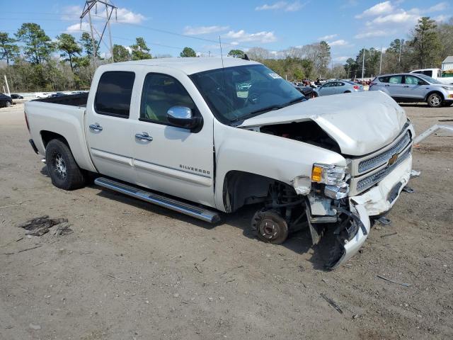 3GCPCTE01CG299031 - 2012 CHEVROLET SILVERADO C1500 LTZ WHITE photo 4