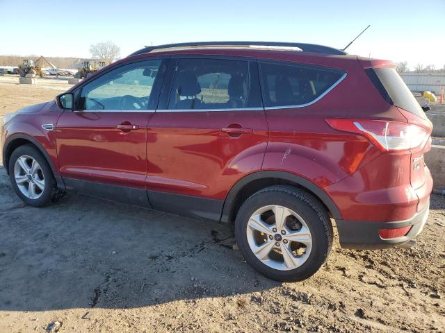 1FMCU0GX7FUC05820 - 2015 FORD ESCAPE SE RED photo 2