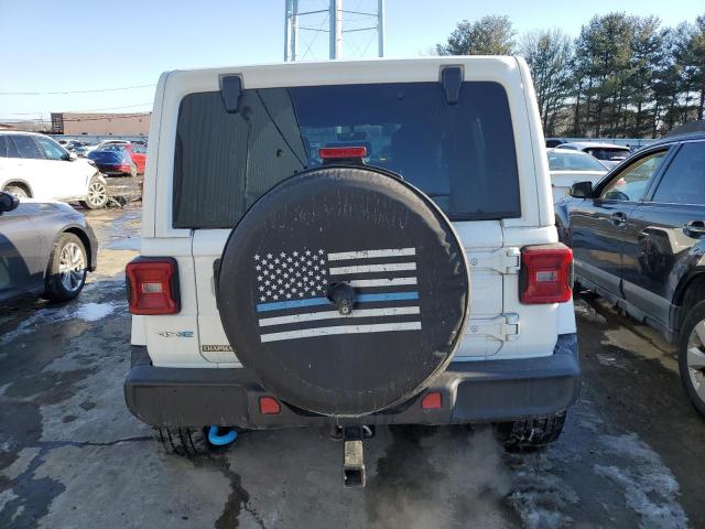 1C4JJXP60NW268023 - 2022 JEEP WRANGLER U SAHARA 4XE WHITE photo 6