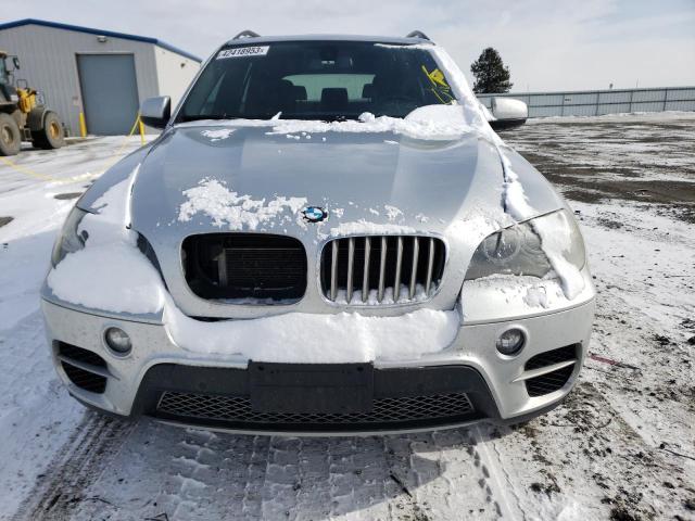 5UXZV8C57CL422332 - 2012 BMW X5 XDRIVE50I Argent photo 5