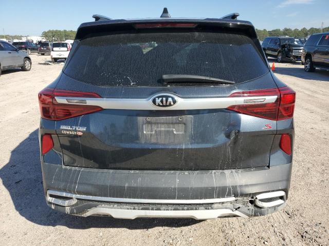 KNDEU2AA7M7218155 - 2021 KIA SELTOS S GRAY photo 6