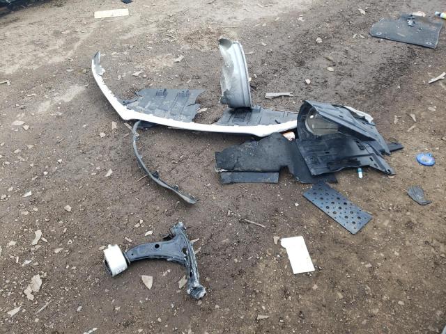 1G4ZP5SS4HU199651 - 2017 BUICK LACROSSE ESSENCE თეთრი ფოტო 12