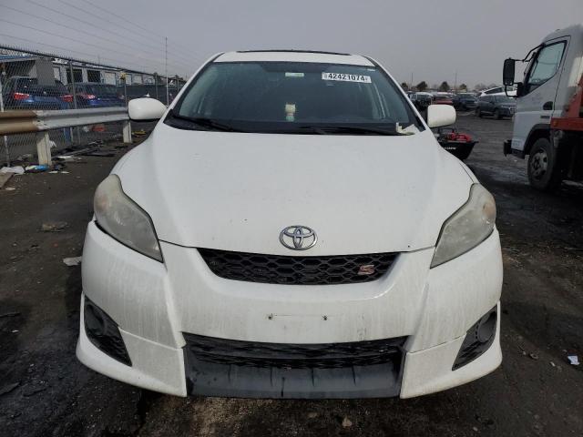 2T1KE4EE5AC039678 - 2010 TOYOTA COROLLA MA S WHITE photo 5