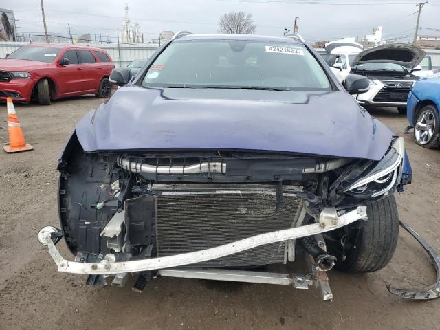 SJKCH5CR8HA035126 - 2017 INFINITI QX30 BASE BLUE photo 5