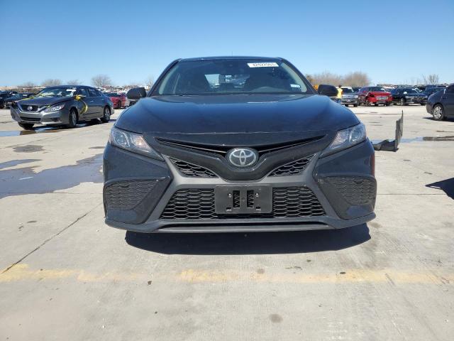 4T1G11AK0PU755424 - 2023 TOYOTA CAMRY SE NIGHT SHADE BLACK photo 5