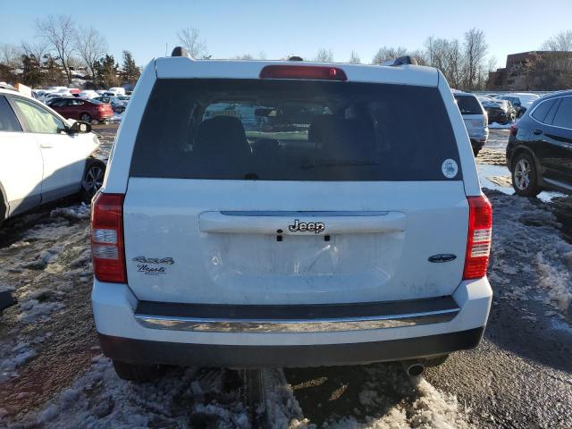 1C4NJRFB2GD636213 - 2016 JEEP PATRIOT LATITUDE WHITE photo 6