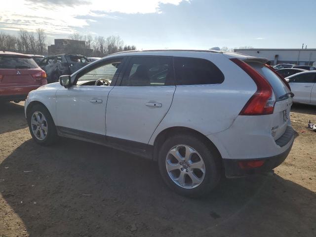 YV4940DZ5D2451842 - 2013 VOLVO XC60 3.2 WHITE photo 2