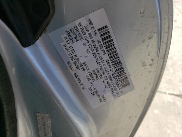 JM1NB353840402133 - 2004 MAZDA MX-5 MIATA BASE SILVER photo 12