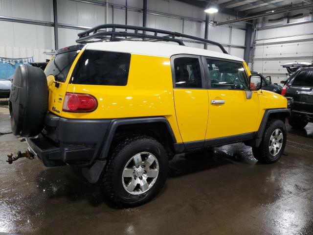 JTEBU4BF9AK083189 - 2010 TOYOTA FJ CRUISER YELLOW photo 3