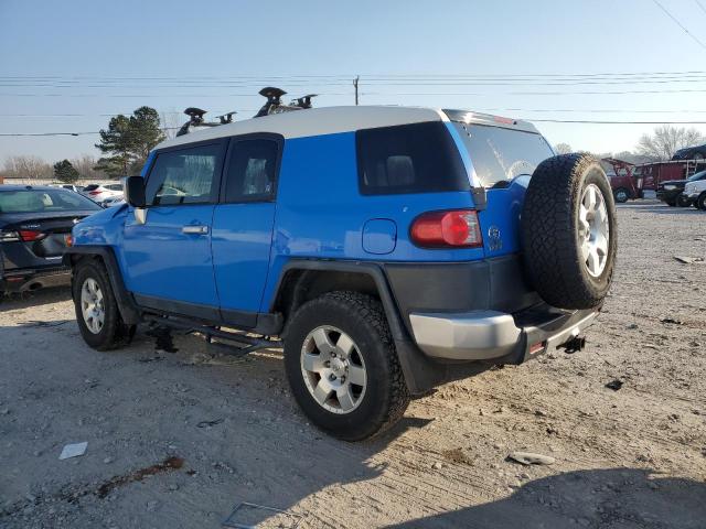 JTEZU11F98K001356 - 2008 TOYOTA FJ CRUISER BLUE photo 2