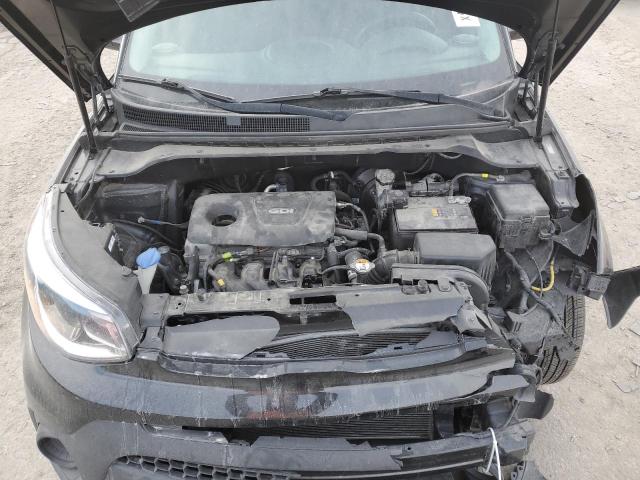 KNDJN2A23K7012798 - 2019 KIA SOUL BLACK photo 11