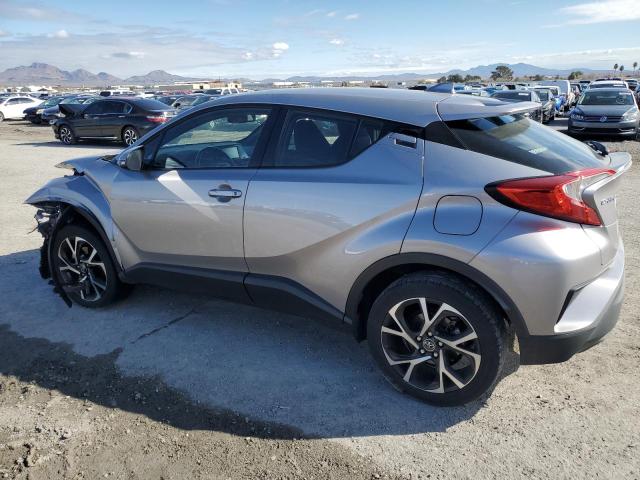 NMTKHMBX9JR005861 - 2018 TOYOTA C-HR XLE SILVER photo 2