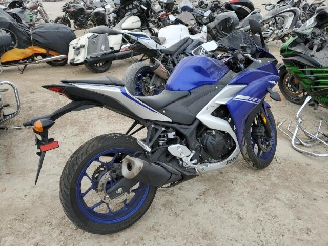 MH3RH06Y4HK017088 - 2017 YAMAHA YZFR3 BLUE photo 4