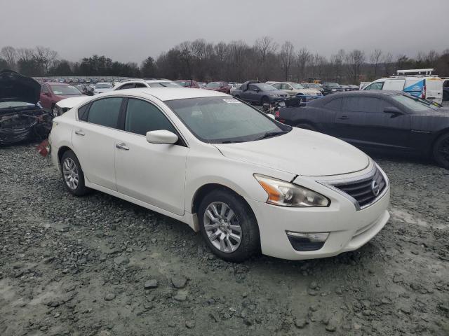 1N4AL3AP3EC136529 - 2014 NISSAN ALTIMA 2.5 WHITE photo 4