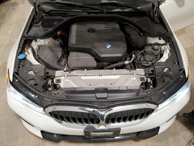 WBA5R7C51KAJ85102 - 2019 BMW 330XI WHITE photo 11