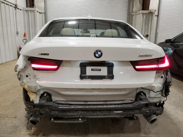 WBA5R7C51KAJ85102 - 2019 BMW 330XI WHITE photo 6