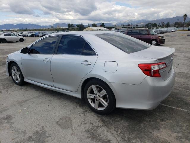 4T1BF1FK6CU108380 - 2012 TOYOTA CAMRY BASE SILVER photo 2