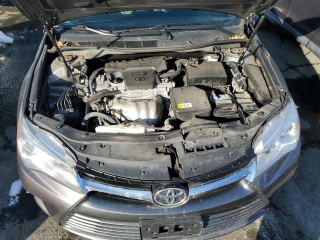 4T1BF1FK5HU702885 - 2017 TOYOTA CAMRY LE GRAY photo 11