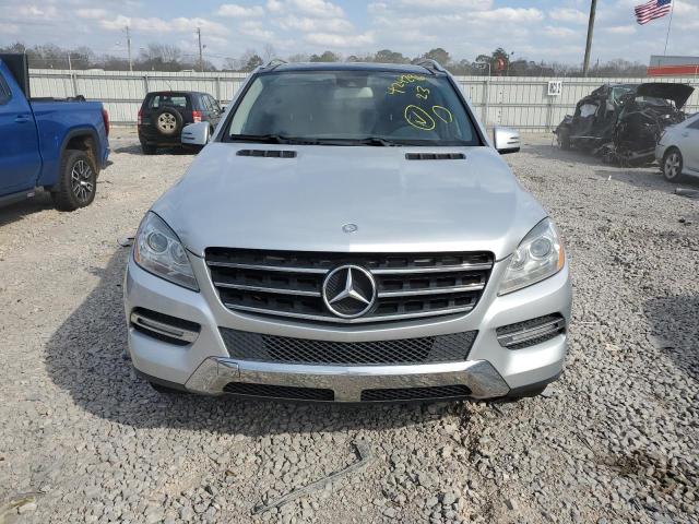 4JGDA5HB2CA034565 - 2012 MERCEDES-BENZ ML 350 4MATIC SILVER photo 5