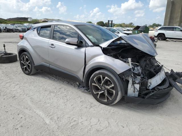 JTNKHMBX9K1045899 - 2019 TOYOTA C-HR XLE SILVER photo 4