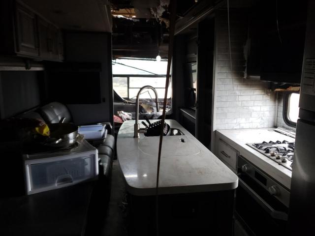 4YDF38128L4702934 - 2020 KEYSTONE MONTANA 白色 照片 6