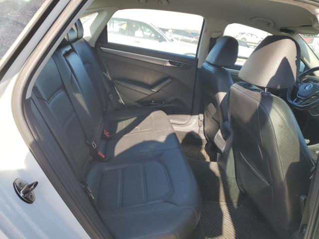 1VWDT7A38HC066491 - 2017 VOLKSWAGEN PASSAT R-LINE Սպիտակ լուսանկար 10