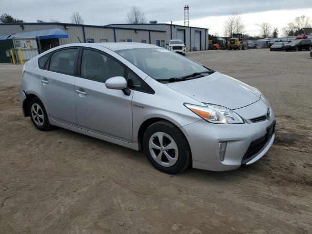 JTDKN3DU7E0390532 - 2014 TOYOTA PRIUS SILVER photo 4