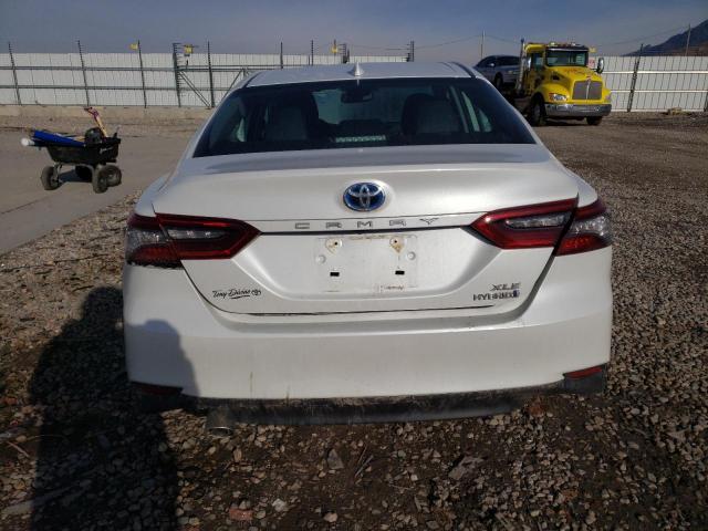 4T1F31AKXNU570512 - 2022 TOYOTA CAMRY XLE WHITE photo 6