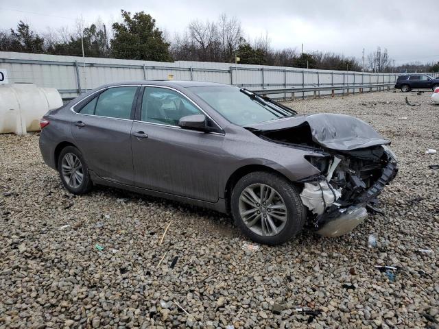 4T1BF1FKXHU688577 - 2017 TOYOTA CAMRY LE GRAY photo 4