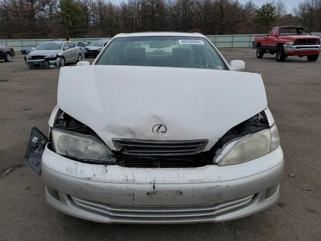 JT8BF28G710340024 - 2001 LEXUS ES 300 WHITE photo 5