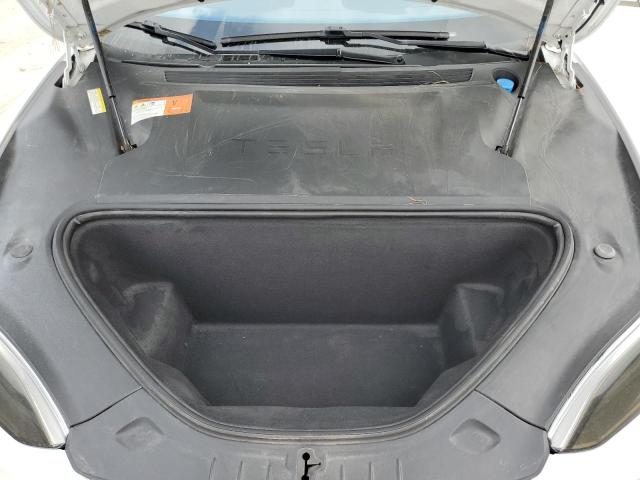 5YJSA1E16GF157492 - 2016 TESLA MODEL S თეთრი ფოტო 11