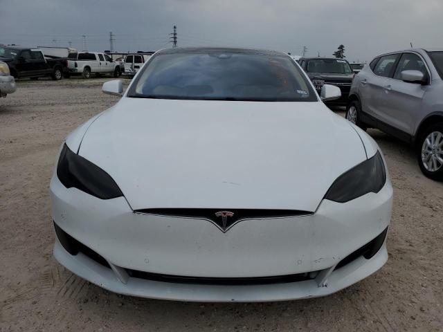 5YJSA1E16GF157492 - 2016 TESLA MODEL S თეთრი ფოტო 5