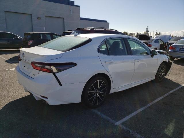 4T1G11AK1PU736221 - 2023 TOYOTA CAMRY SE NIGHT SHADE WHITE photo 3