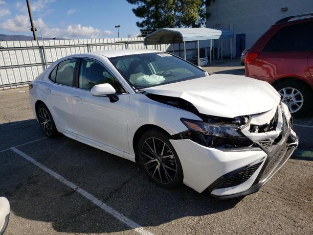 4T1G11AK1PU736221 - 2023 TOYOTA CAMRY SE NIGHT SHADE WHITE photo 4