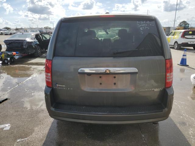 2A4RR2D11AR374808 - 2010 CHRYSLER TOWN & COU LX SILVER photo 6