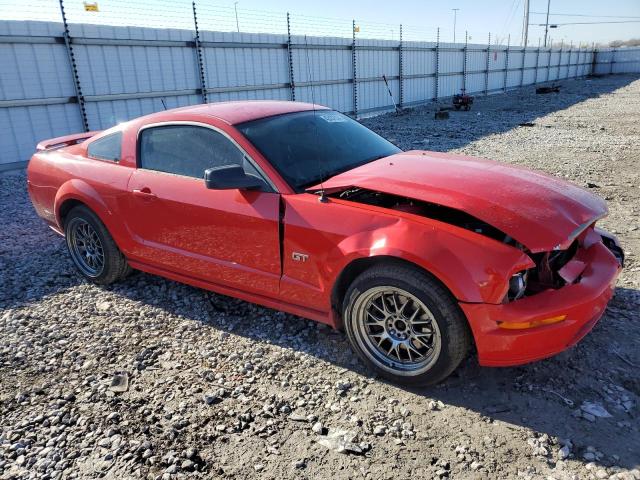 1ZVFT82H275248036 - 2007 FORD MUSTANG GT RED photo 4