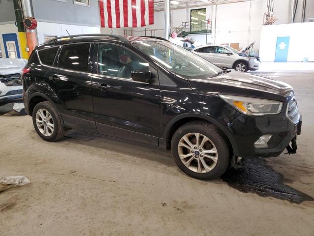 1FMCU0GD0JUB37956 - 2018 FORD ESCAPE SE BLACK photo 4