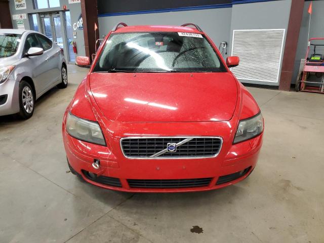 YV1MJ682352076213 - 2005 VOLVO V50 T5 RED photo 5