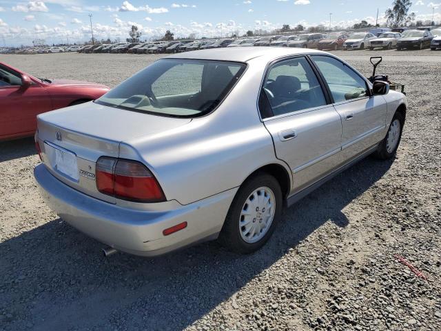 1HGCD5608VA090359 - 1997 HONDA ACCORD SE TAN photo 3