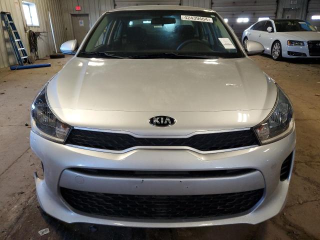 3KPA24AB7JE142845 - 2018 KIA RIO LX SILVER photo 5