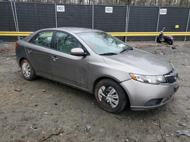 KNAFU4A24B5380940 - 2011 KIA FORTE EX GRAY photo 4