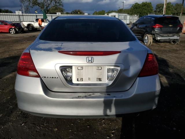 1HGCM56467A091032 - 2007 HONDA ACCORD LX SILVER photo 6