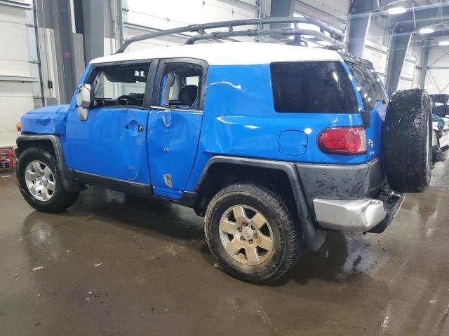 JTEBU11F170066486 - 2007 TOYOTA FJ CRUISER BLUE photo 2