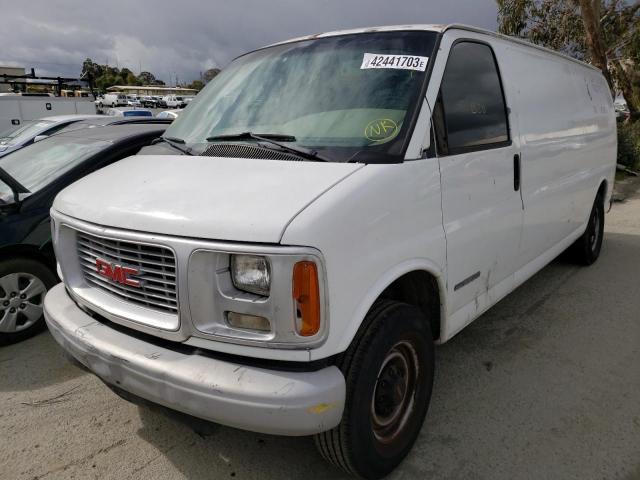 1GTGG29R321179588 - 2002 GMC SAVANA G2500 WHITE photo 1