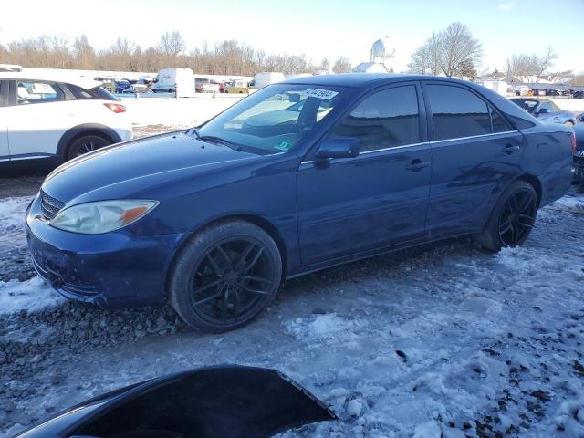 4T1BE32K04U355318 - 2004 TOYOTA CAMRY LE BLUE photo 1