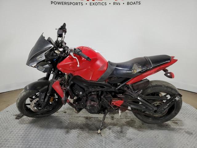 JYARN53E8JA004463 - 2018 YAMAHA MT09 RED photo 3