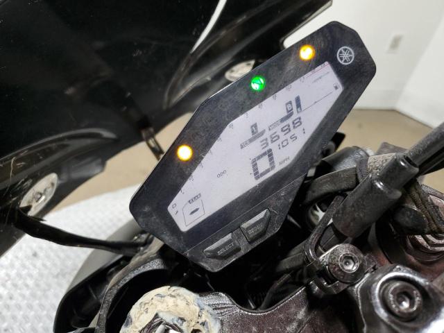 JYARN53E8JA004463 - 2018 YAMAHA MT09 RED photo 7