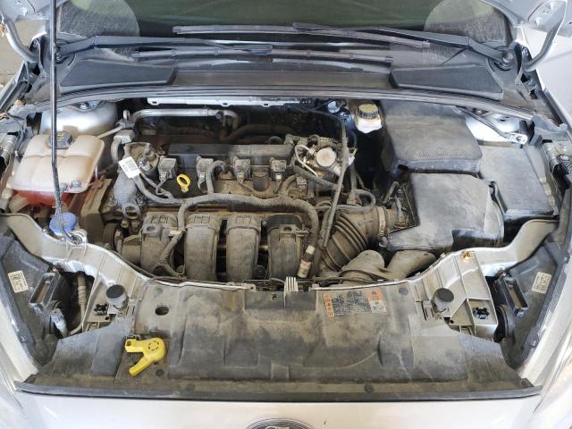 1FADP3F25JL288353 - 2018 FORD FOCUS SE SILVER photo 11