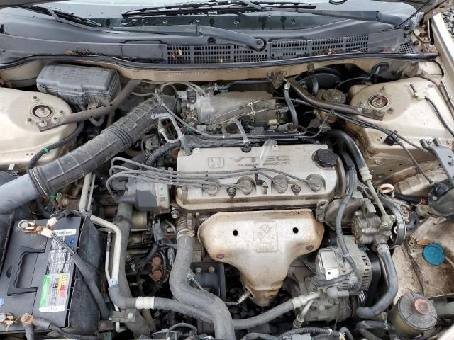 1HGCG5641YA058349 - 2000 HONDA ACCORD LX CREAM photo 11