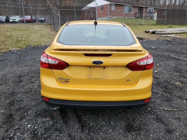 1FAHP3F2XCL166737 - 2012 FORD FOCUS SE YELLOW photo 6